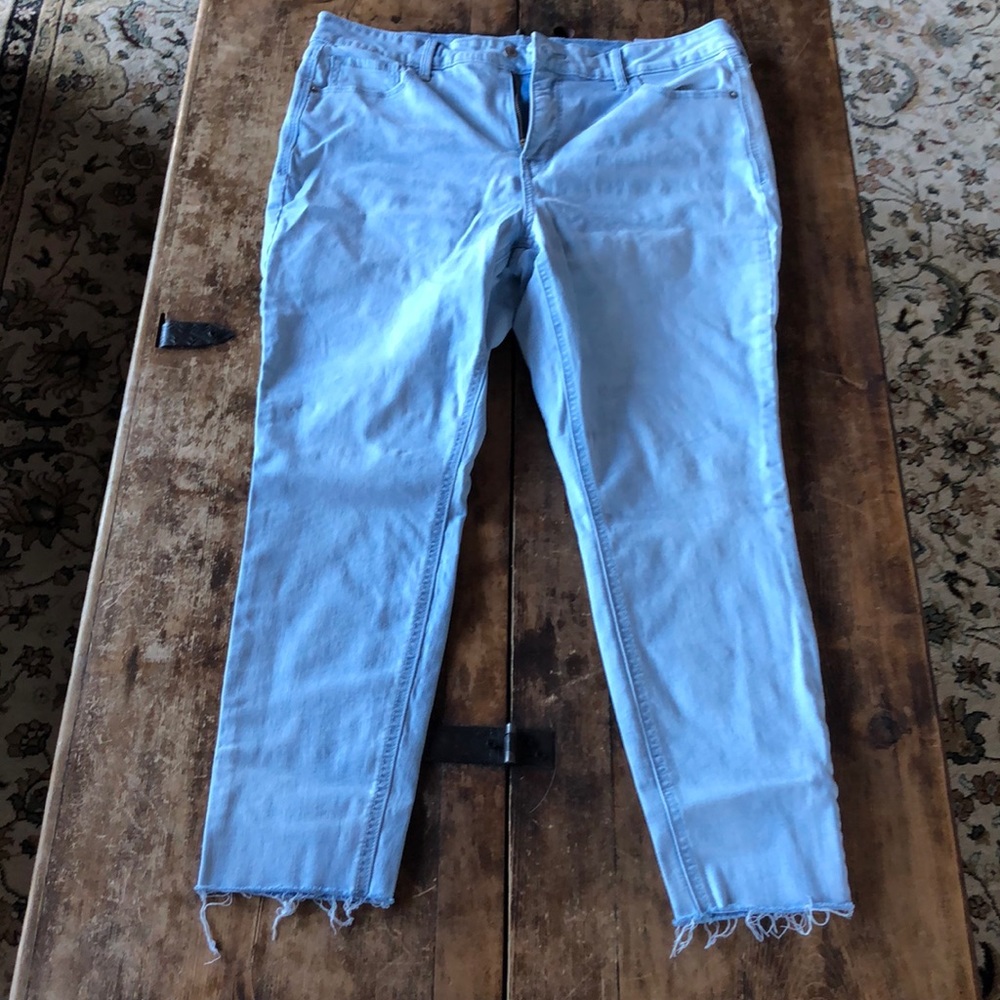 Old Navy Rockstar Super Skinny High Rise Jeans